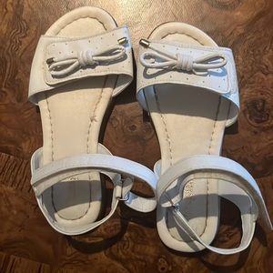 Pampili sandals